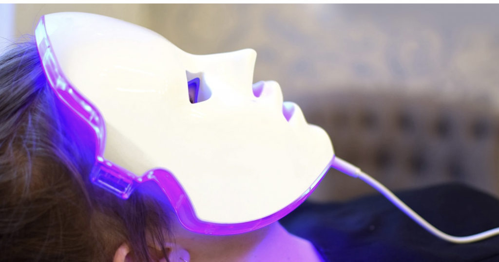 Déesse Pro LED Phototherapy Mask